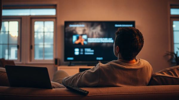 Top 10 films et séries à regarder sur Netflix cette saison
